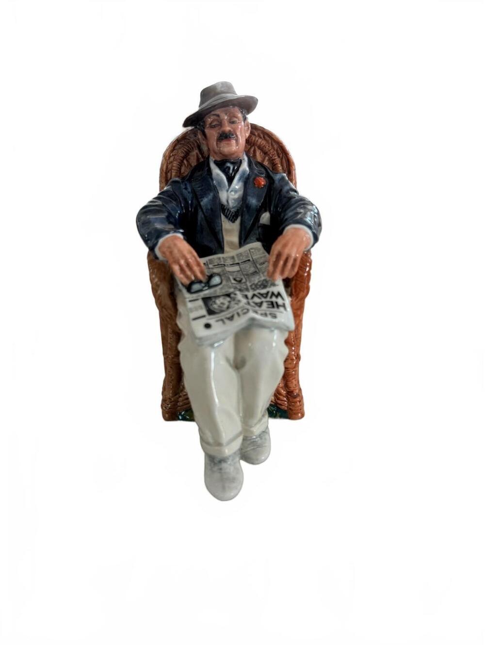 Retired Royal Doulton Taking Things Easy Figurine 1974